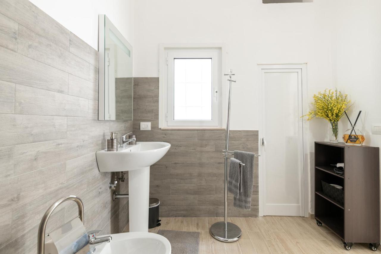 Palazzo Toselli Appartement Ostuni Buitenkant foto