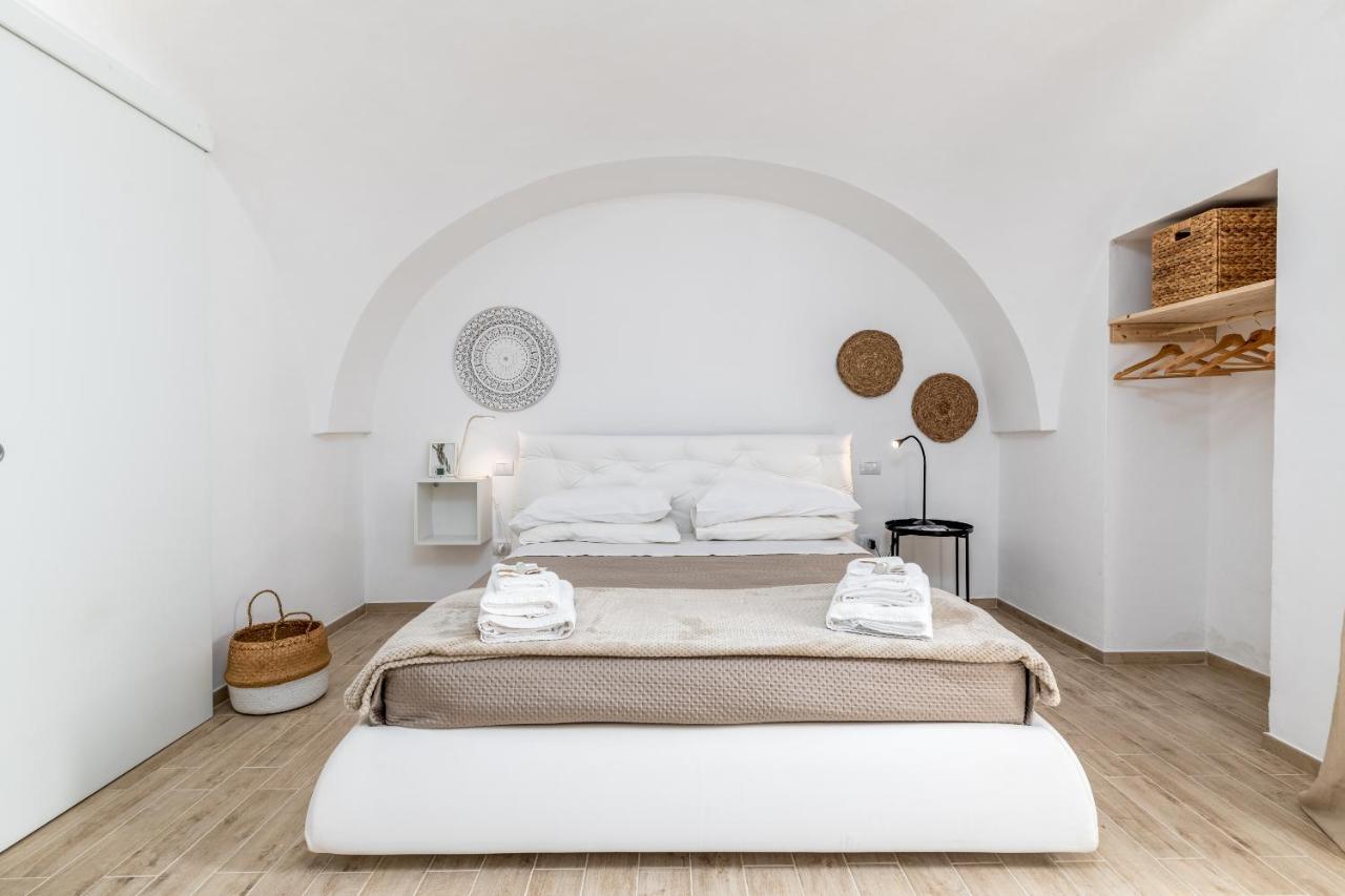 Palazzo Toselli Appartement Ostuni Buitenkant foto