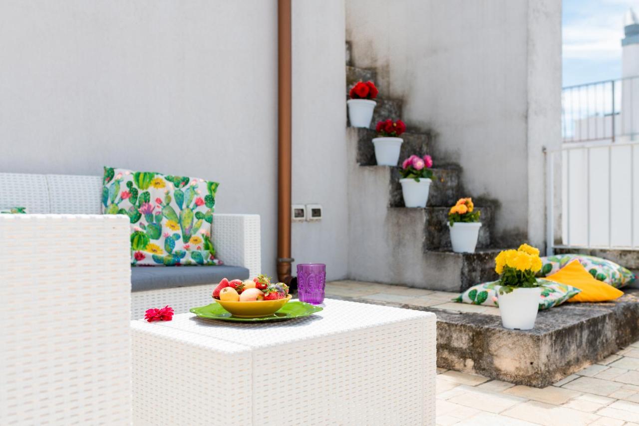 Palazzo Toselli Appartement Ostuni Buitenkant foto