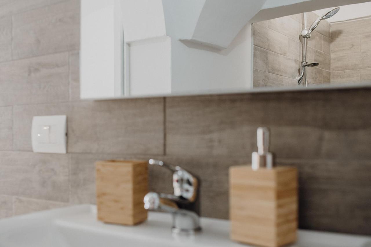 Palazzo Toselli Appartement Ostuni Buitenkant foto